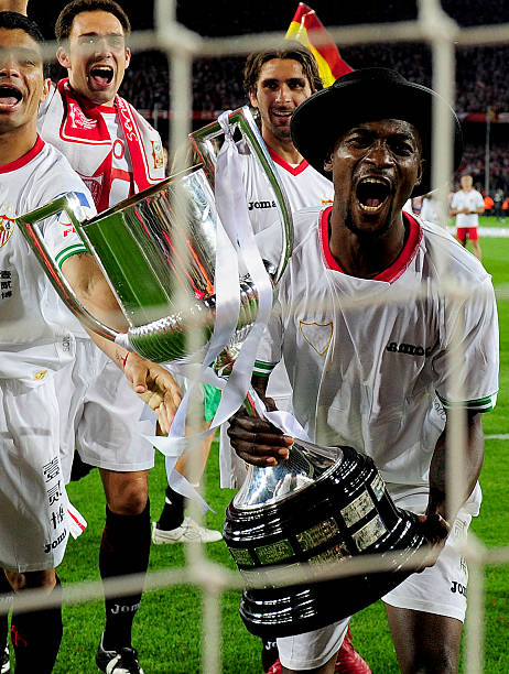 两支球队同 两支球队同